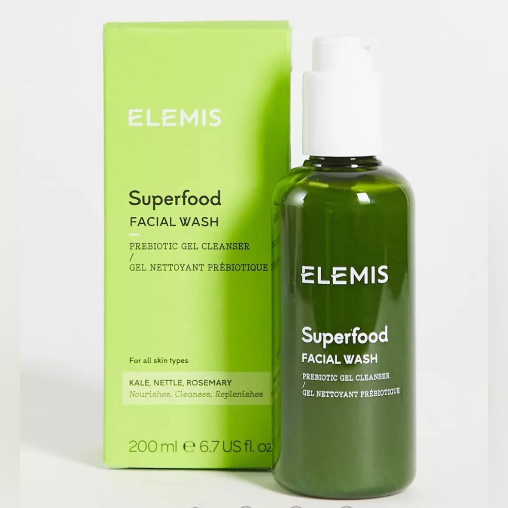 *New* Elemis Superfood facial wash prebiotic cleanser